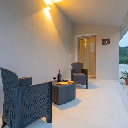 Alloggio per agriturismo Avedí *